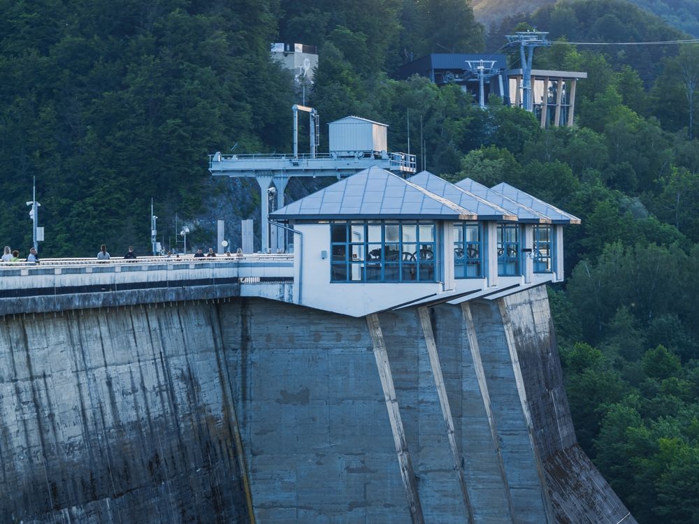 Widok na Zaporę Solińską