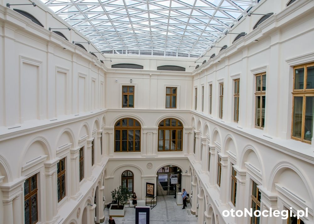 Muzeum czartoryskich Kraków. Autor: Laparliaril/shutterstock.com