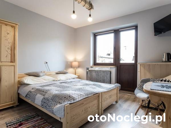 Bacówka Centrum Pokoje Gościnne i Apartamenty Zakopane (10)