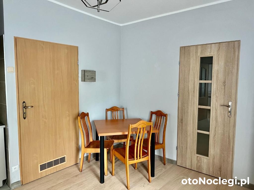 Tanie Noclegi Puszkina 1 Wałbrzych (5)