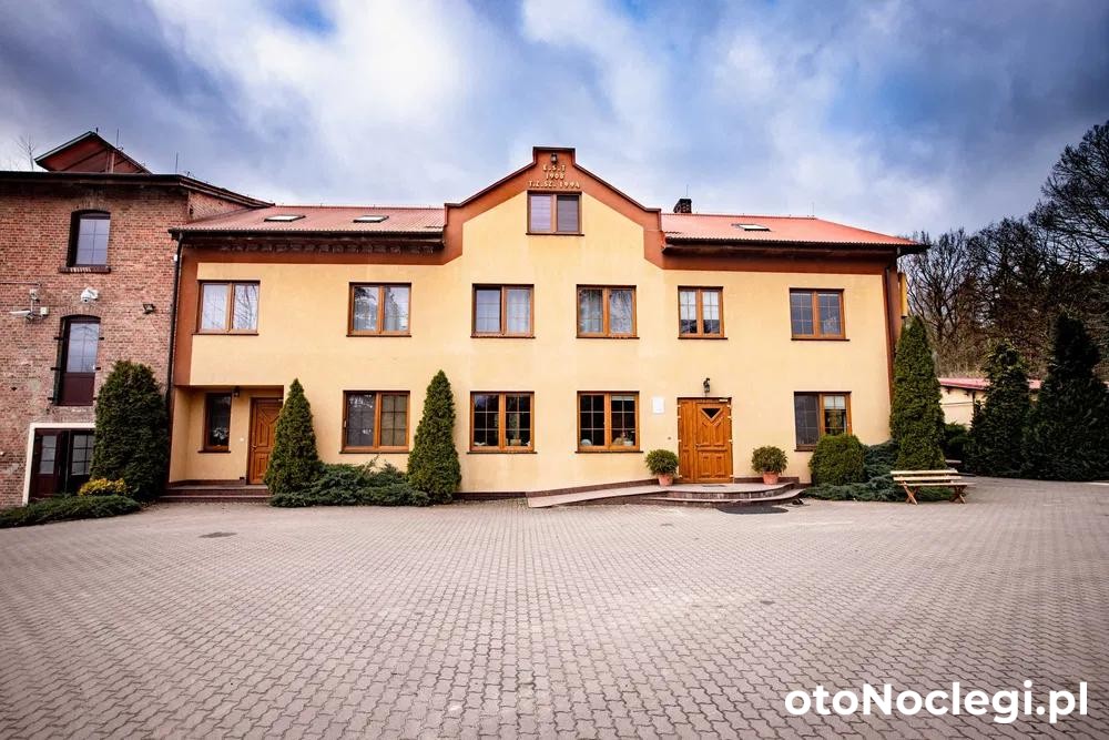 Noclegi Derkacz 44, Czarnogłowy (1)