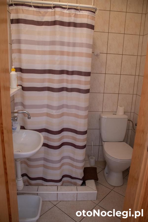 Pokoje Goscinne Anna Maria Jastrzębia Góra (24)