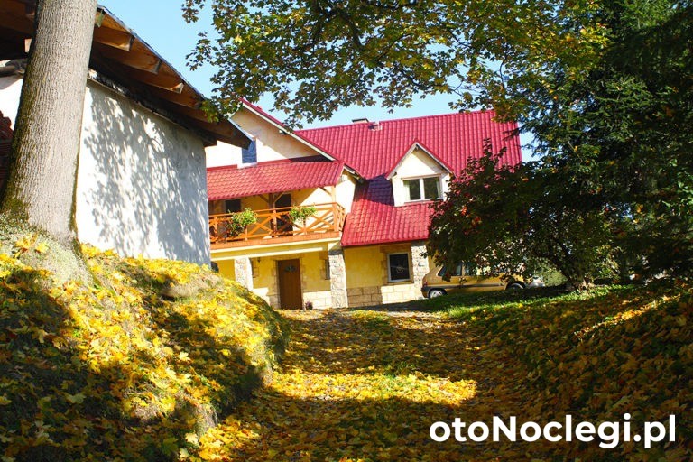 Dom Na Klonowym Wzgórzu (1)