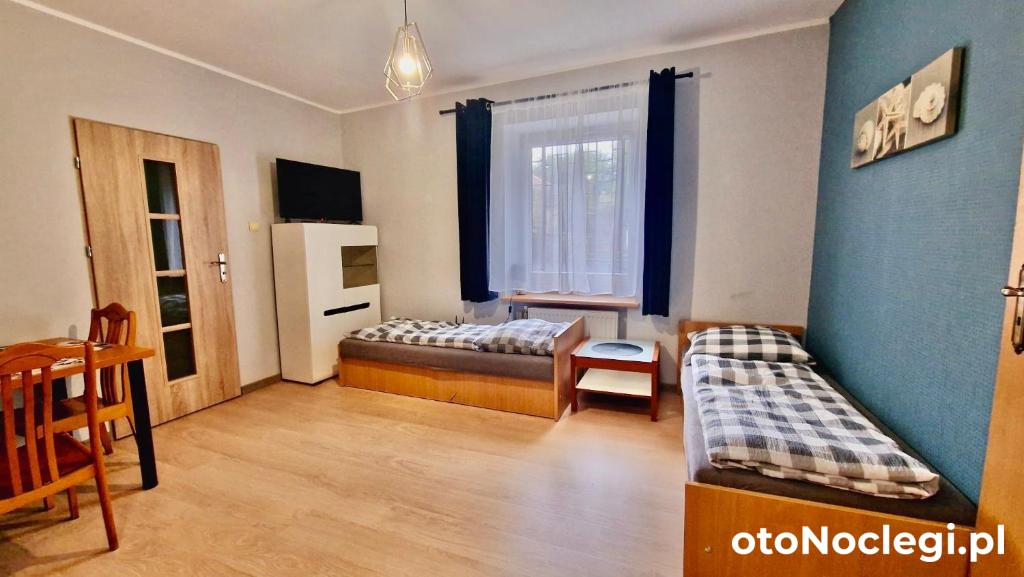 Tanie Noclegi Puszkina 1 Wałbrzych (7)