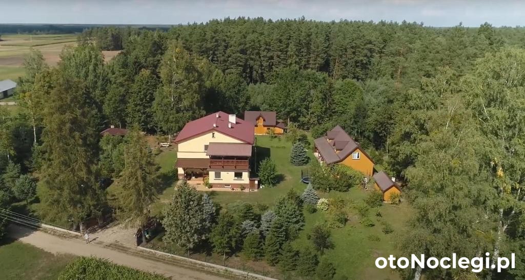 Leśny Dworek, Kryłatka (1)