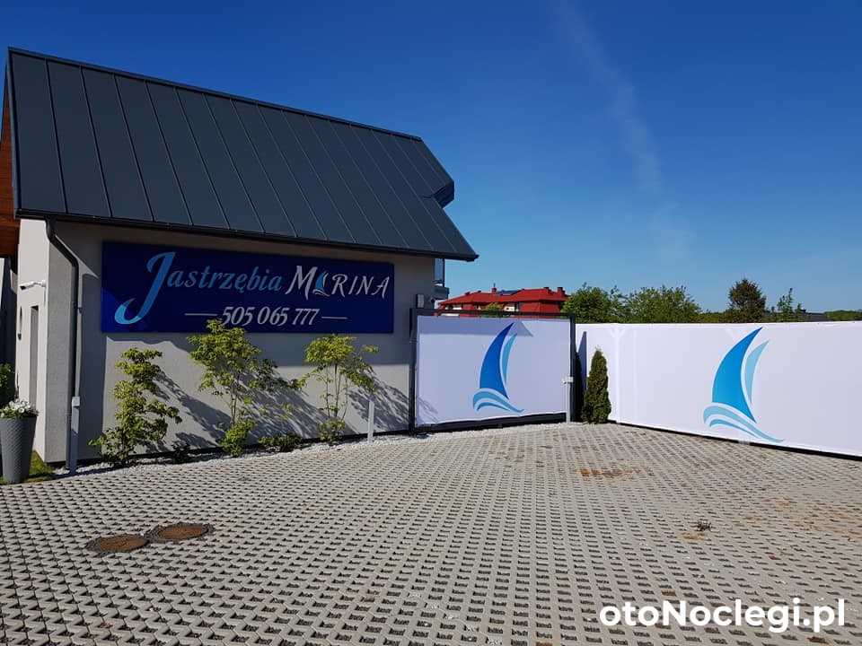 Jastrzębia Marina Jastrzębia Góra (33)