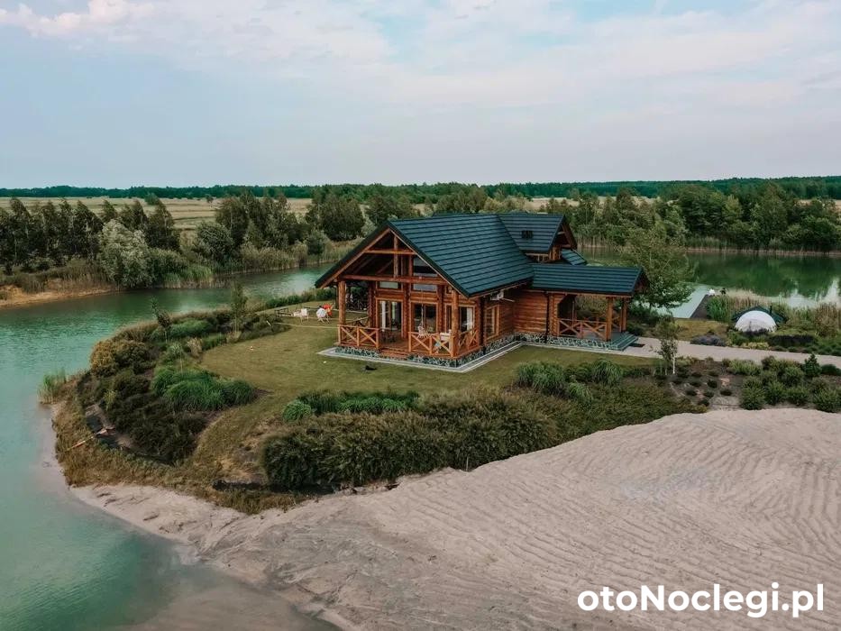 Dom nad Stawem Sandomierz, Trześń (1)