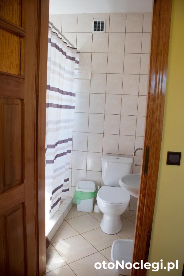 Pokoje Goscinne Anna Maria Jastrzębia Góra (33)