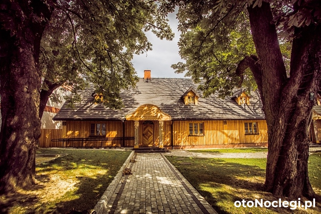 Dworek Modrzewiowy – Kraśnik (1)