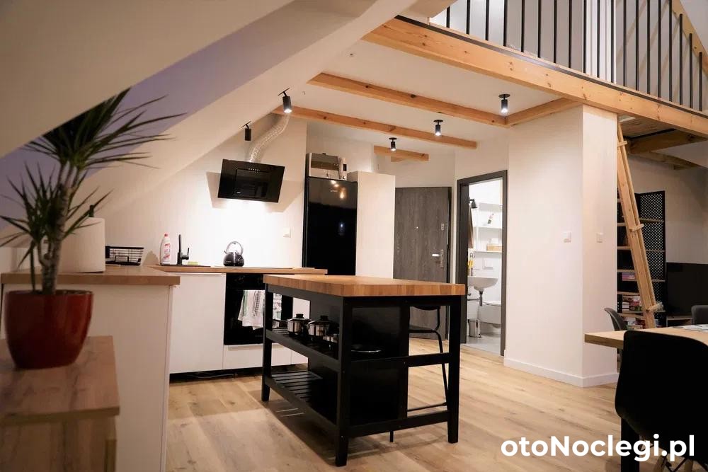 Siedlisko Czerniówka, Stężyca (1)