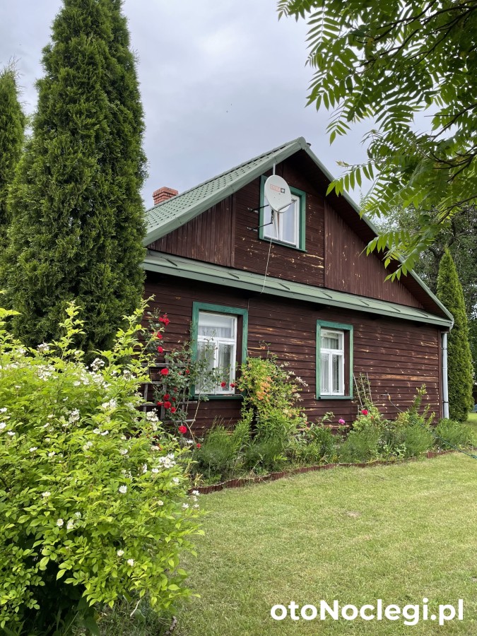 Dom na skraju Puszczy Białowieskiej (1)