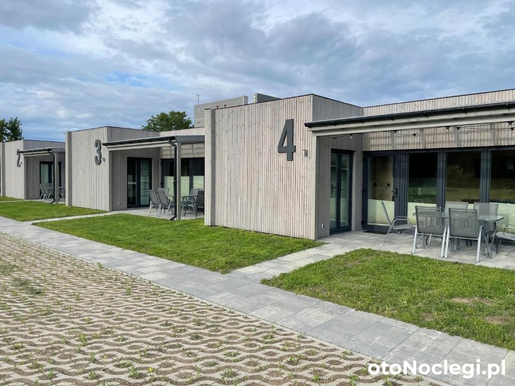 A Morze Domki Rewal Całoroczne Domki Podgrzewany Basen - Rew (1)