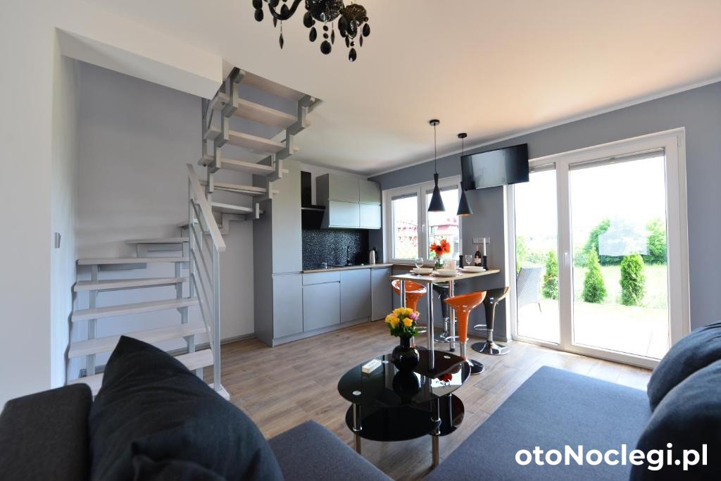 Jastrzębia Marina Jastrzębia Góra (13)