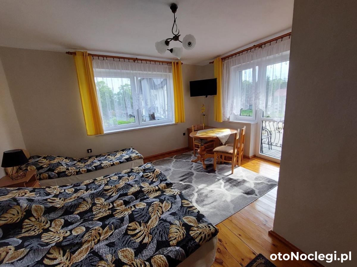 Pokoje Goscinne Anna Maria Jastrzębia Góra (1)