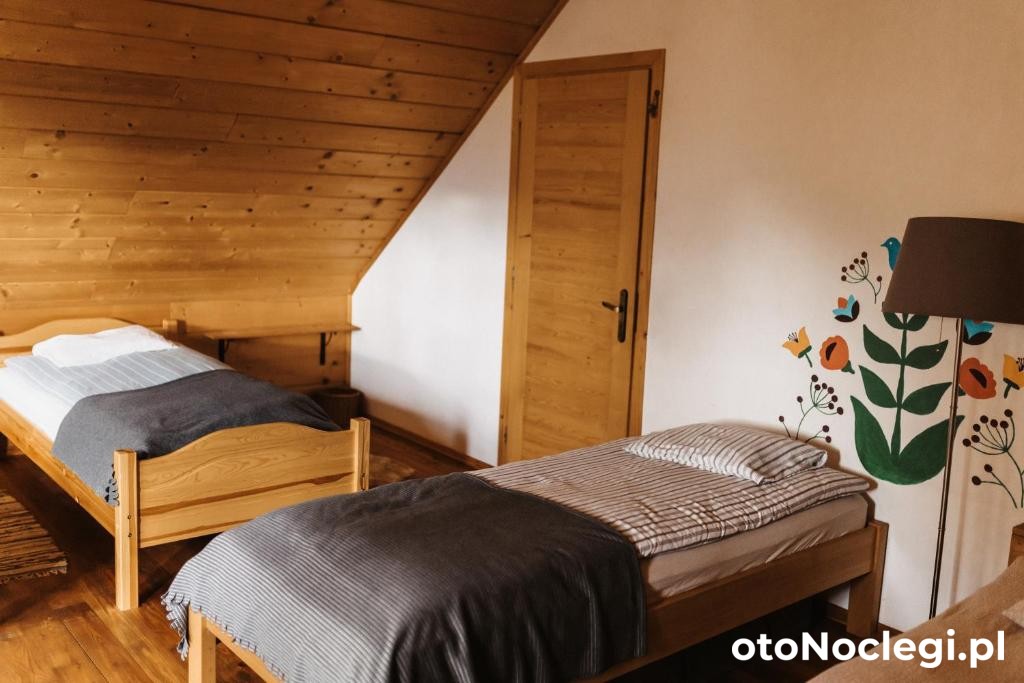 Chałupa z widokiem w górach Zawoja (28)