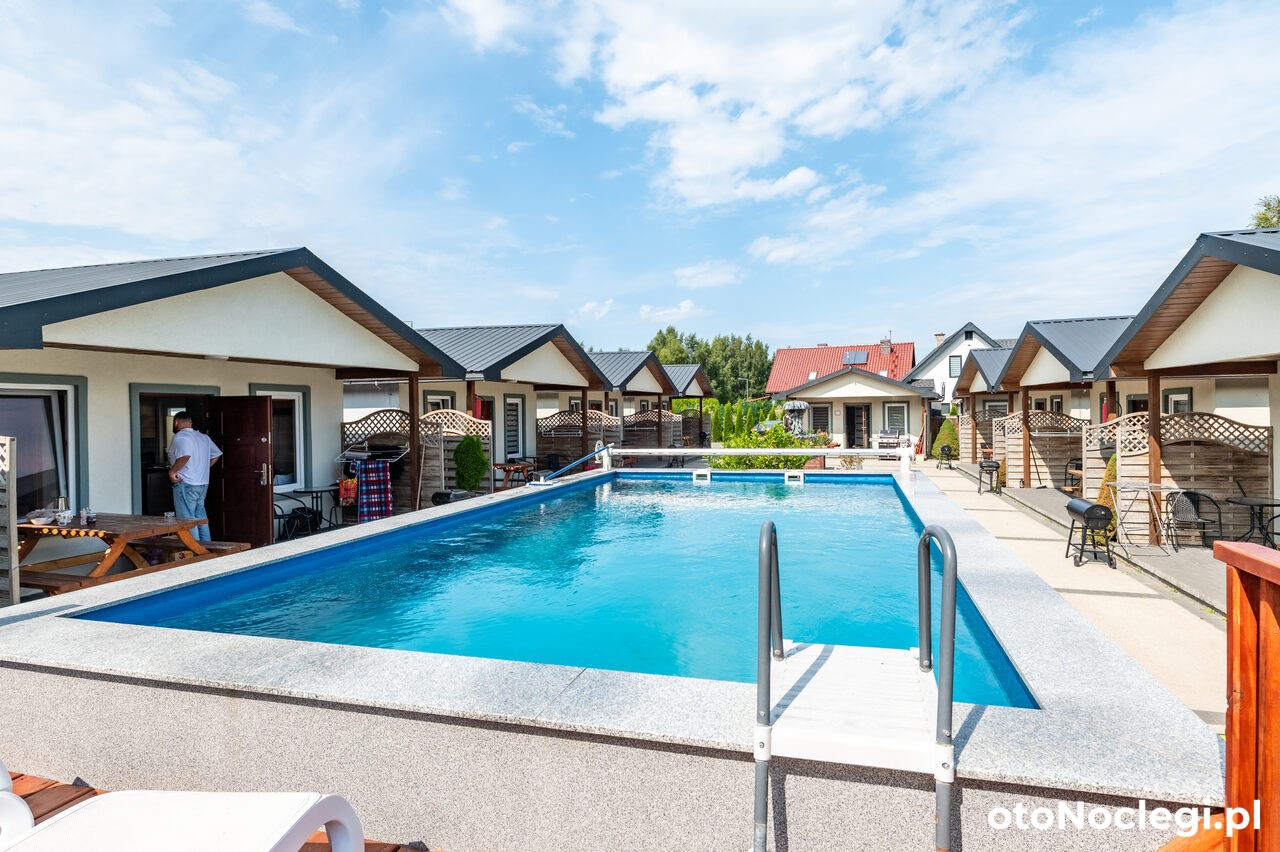 Domki u Danny'ego Dziwnówek (1)