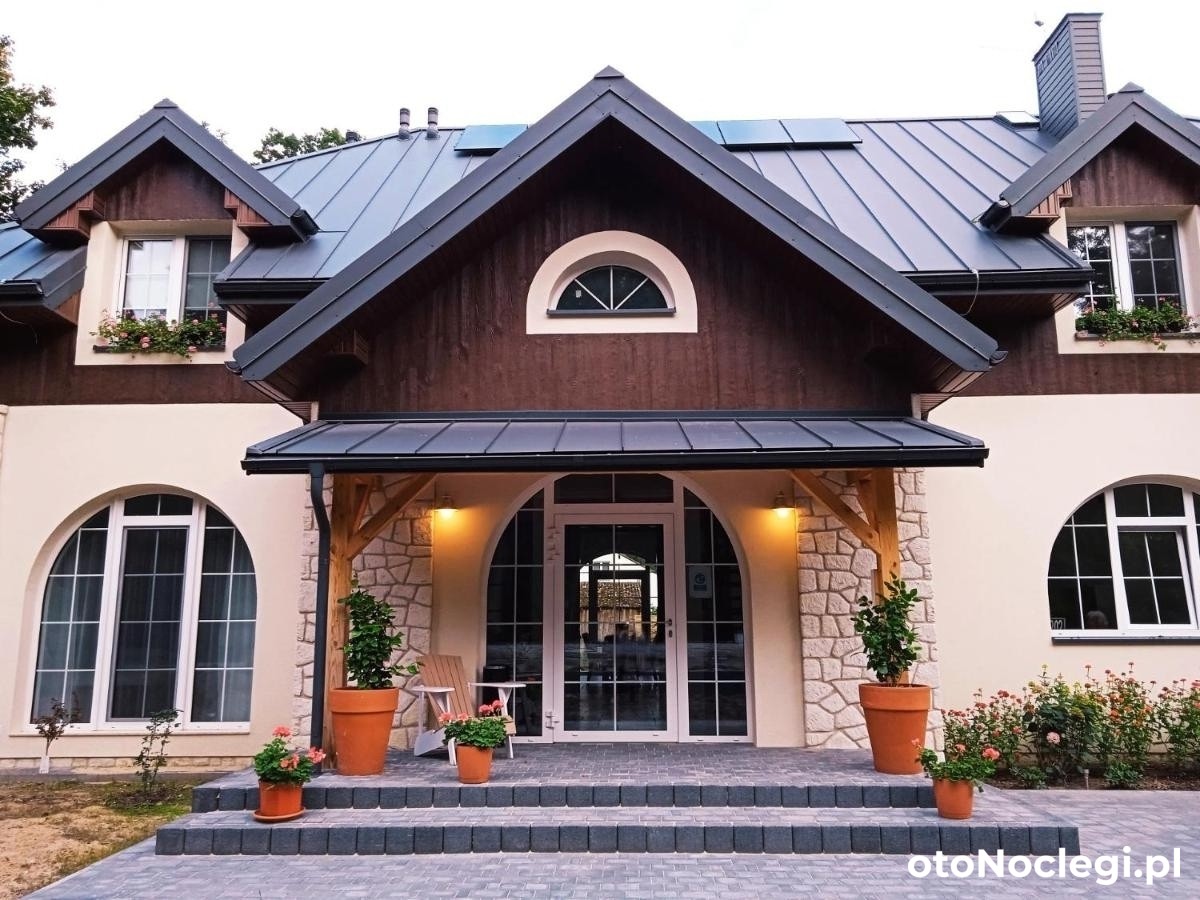 Dworek i Domek Akacja Janowiec (15)