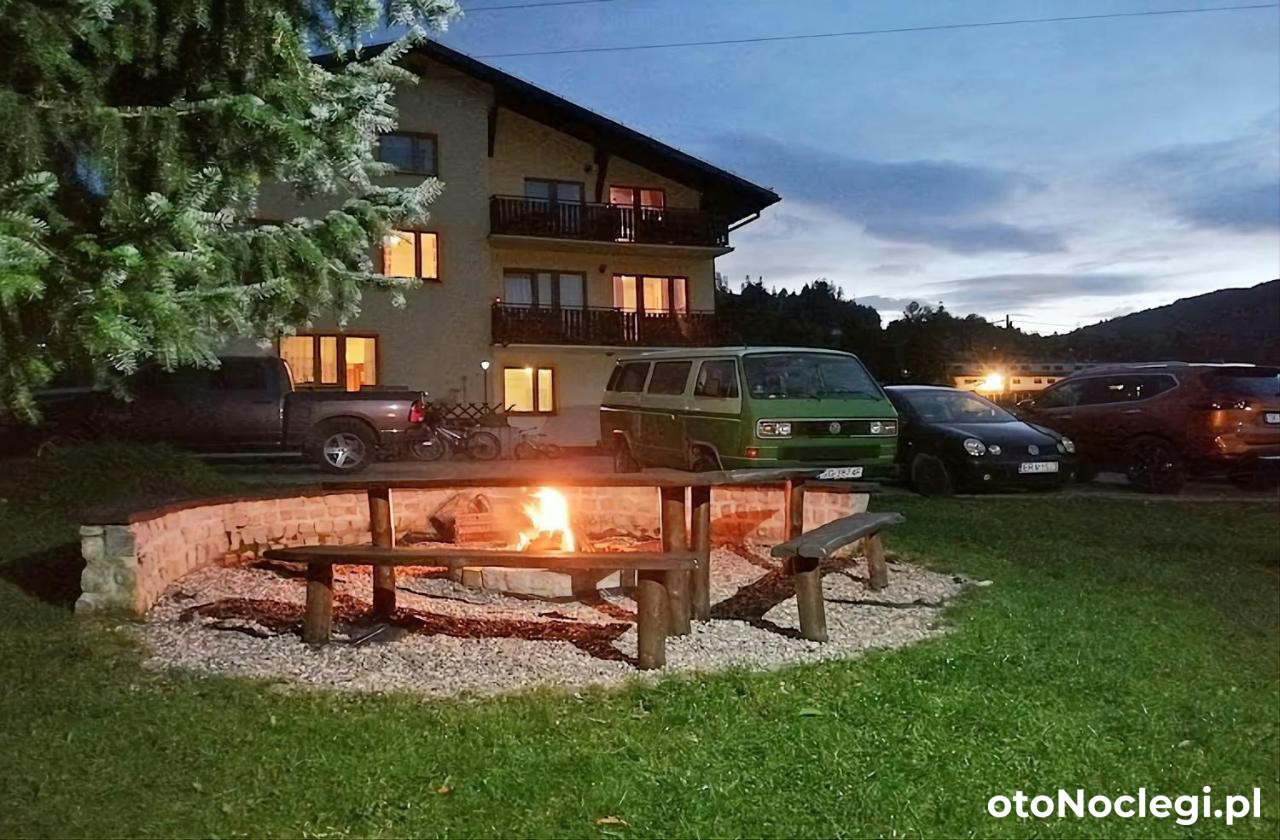 Willa Szymusiowa Pokoje I Apartamenty Rodzinne Szczyrk (1)