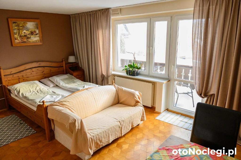 Pokoje Gościnne CYKADA Szklarska Poręba (17)