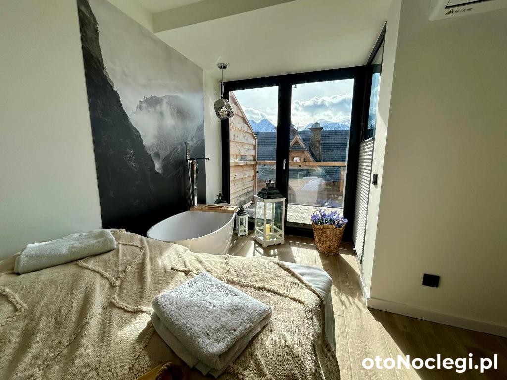 Schronisko Zmysłów (1)