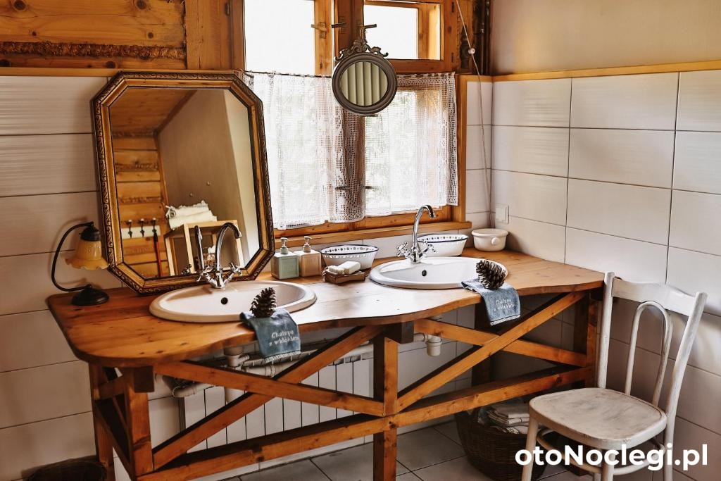 Chałupa z widokiem w górach Zawoja (11)
