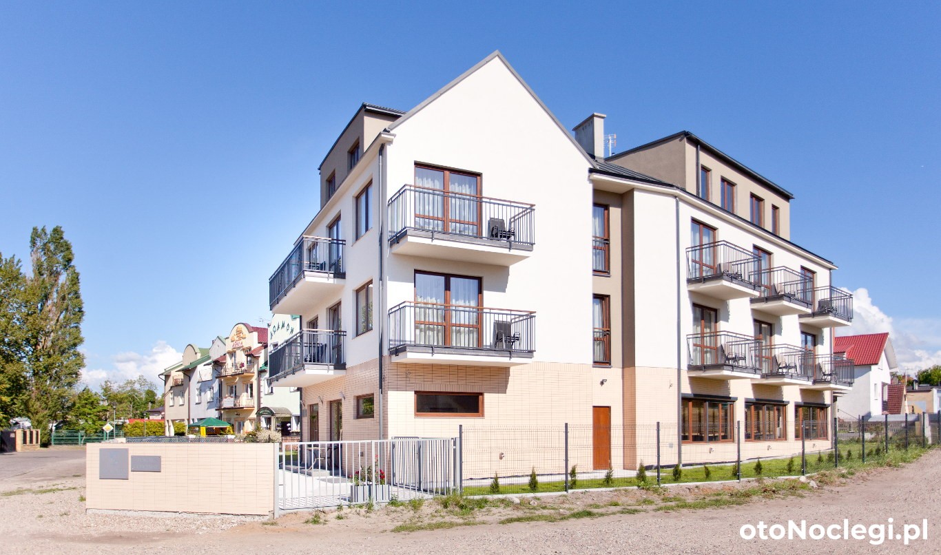 Pensjonat „Nomada”, Mielno (1)