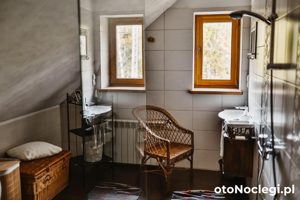 Chałupa z widokiem w górach Zawoja (14)