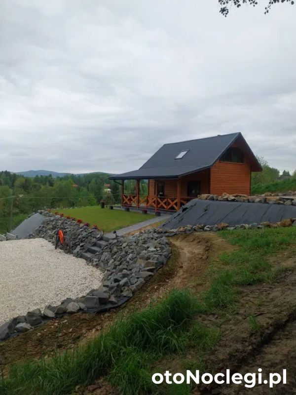 LEŚNA CHATKA Wojaszówka (1)