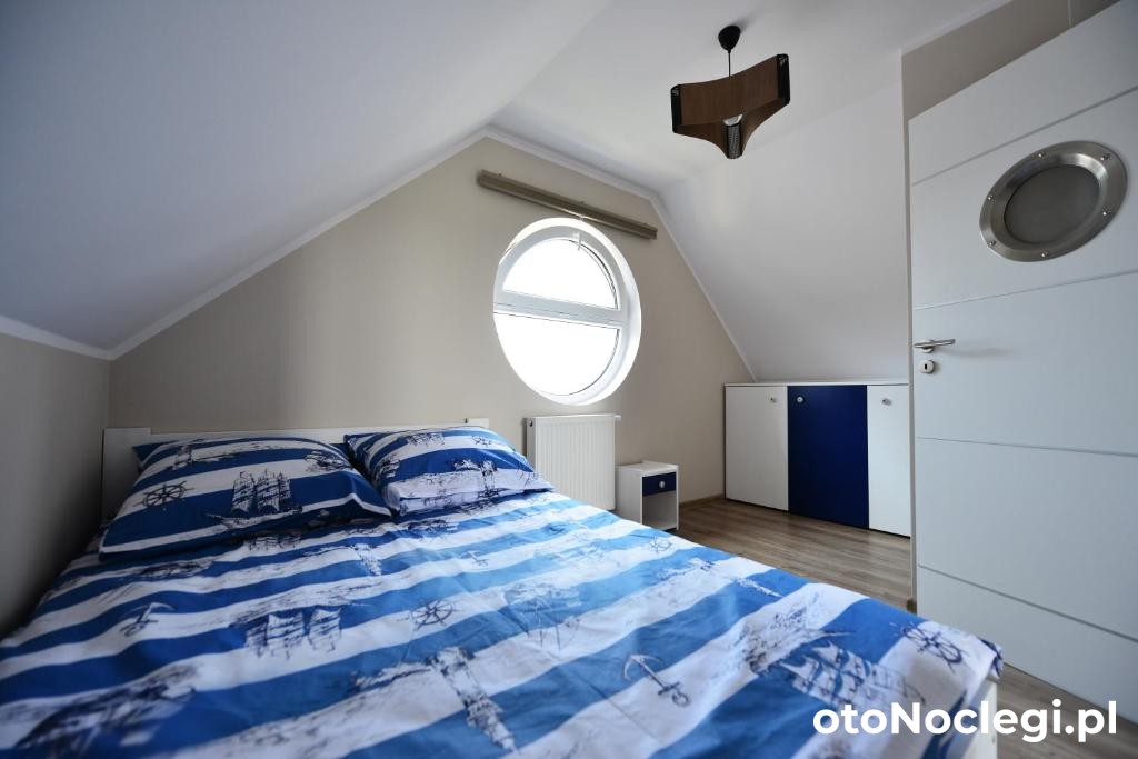 Jastrzębia Marina Jastrzębia Góra (1)