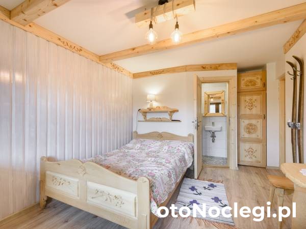 Bacówka Centrum Pokoje Gościnne i Apartamenty Zakopane (3)