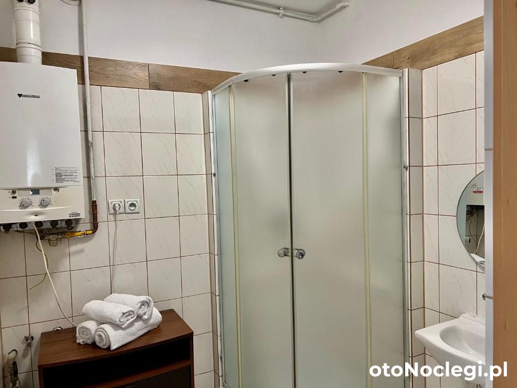 Tanie Noclegi Puszkina 1 Wałbrzych (2)