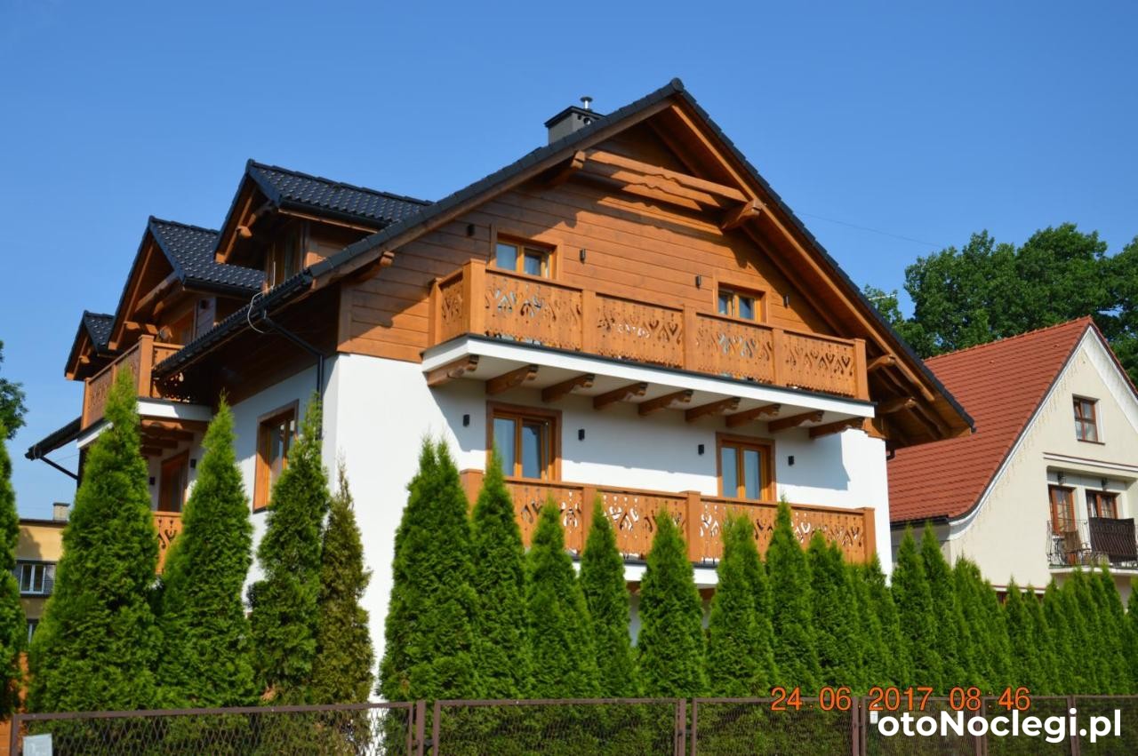 Willa Donia, Ustroń (1)