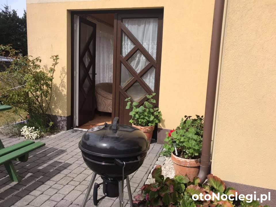 Pokoje Gościnne Przy Lesie Białogóra (4) Pokoje Gościnne Przy Lesie Białogóra (4)