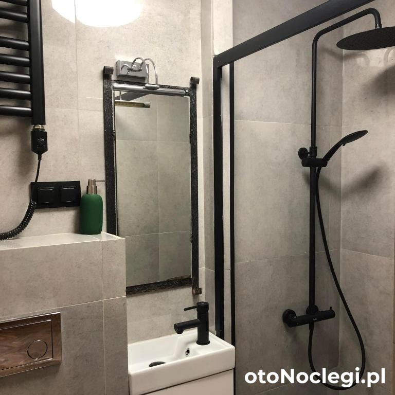 Baza 15 - noclegi Wrocław (4)