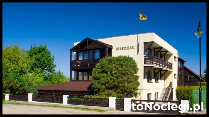 Willa Mistral - Jastrzębia Góra (1)