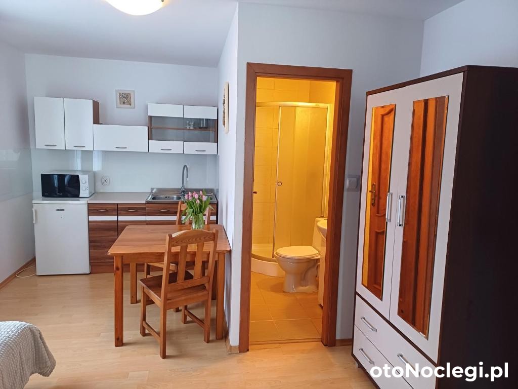 Pokoje Vesuvio i apartament. Dźwirzyno (1)