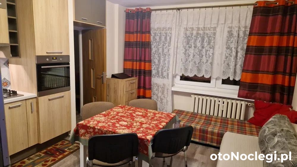 Noclegi dla pracowników Piotrkowska, Łódź (1)
