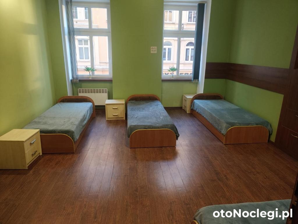 Noclegi Juliusz Slowacki 6, Wałbrzych (1)
