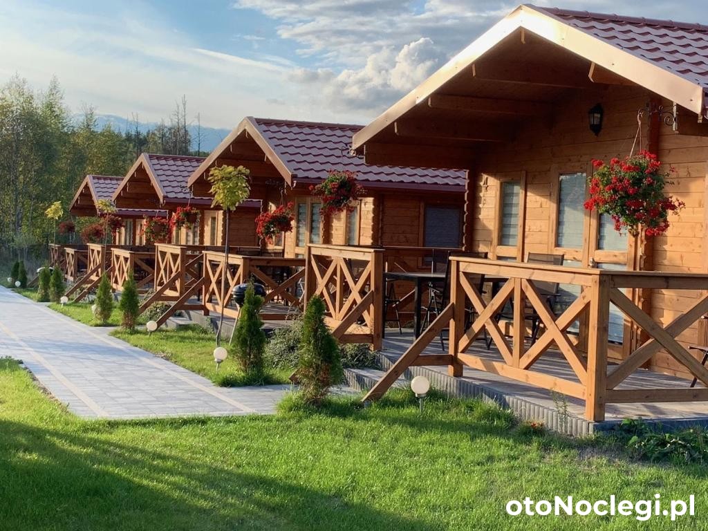 ZIELONA DOLINA – kompleks dla rodzin z dziećmi - Mikołajki  (1)