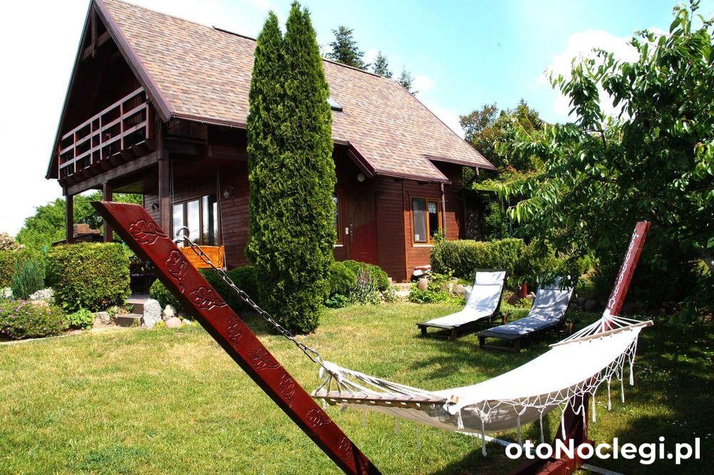 Domek nad jeziorem (1)