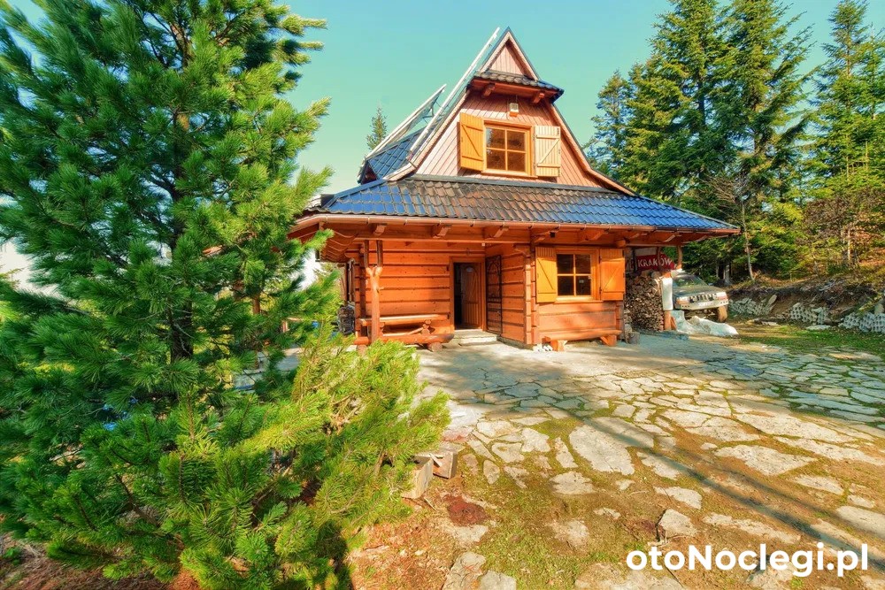 Osada pod Turbaczem - domek bacówka w Gorcach  (1)