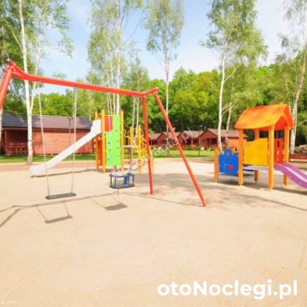 "Maks" Ośrodek wypoczynkowy (1)