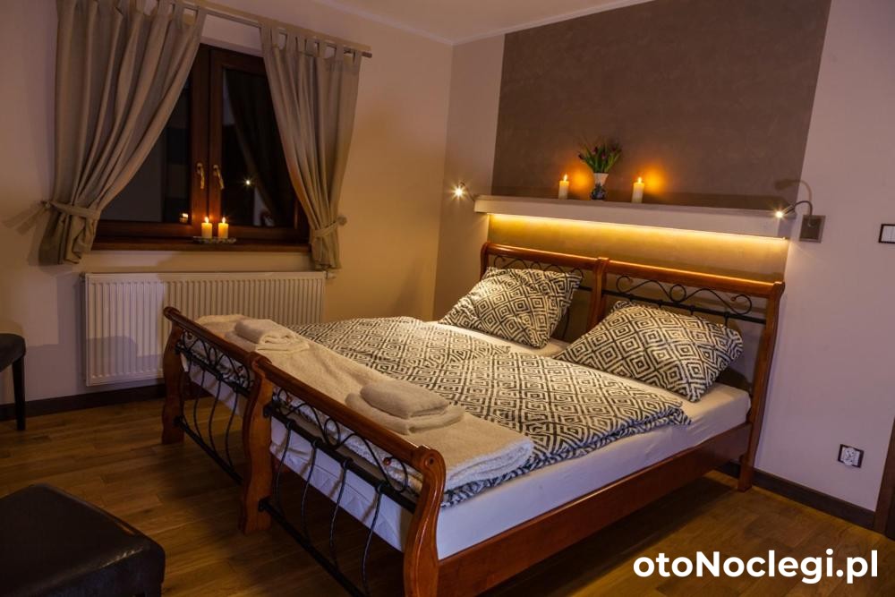 Gościniec Krutyński 56A (1)