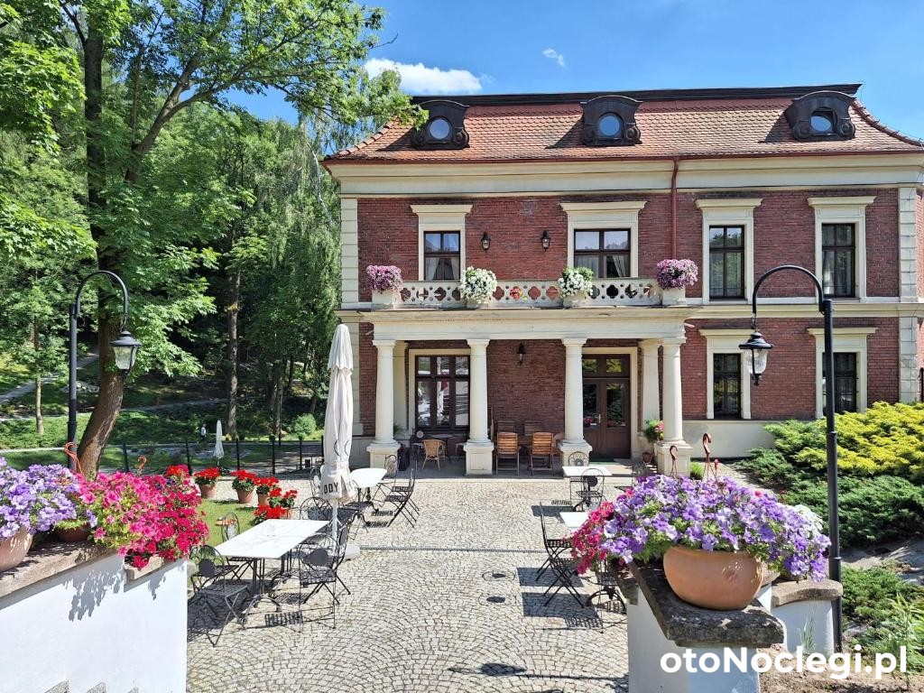 Hotel Charlotta i Petite Charlotta - Jedlina-Zdrój (1)