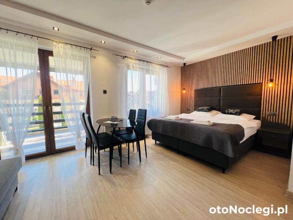 Pokoje i Apartamenty Przystań Smaku – Krynica Morska (1)
