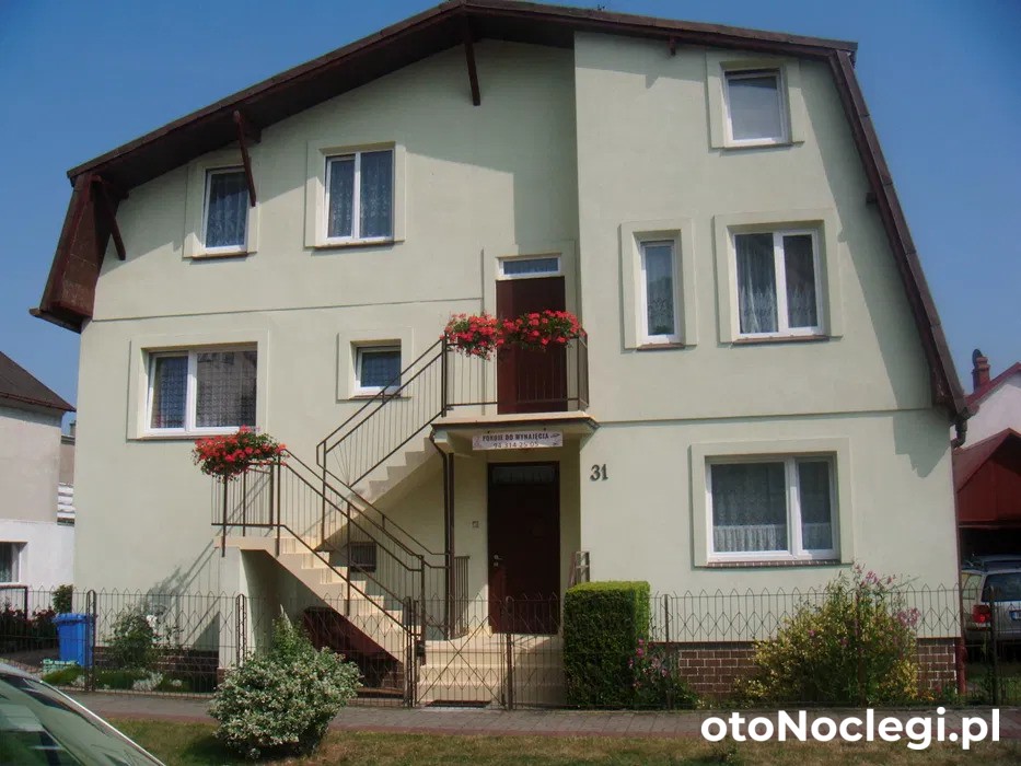 U Danuty – Pokoje, Apartamenty i Domek w Ogrodzie – Darłowo (1)