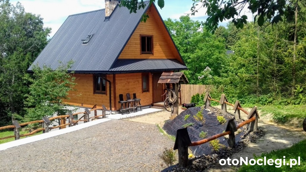 Przystań nad potokiem, Stężnica (1)