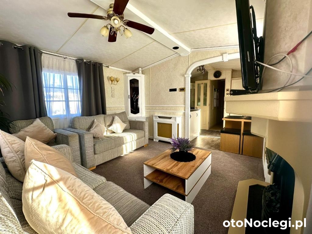 Noclegi pokoje i apartamenty Albatros (1)