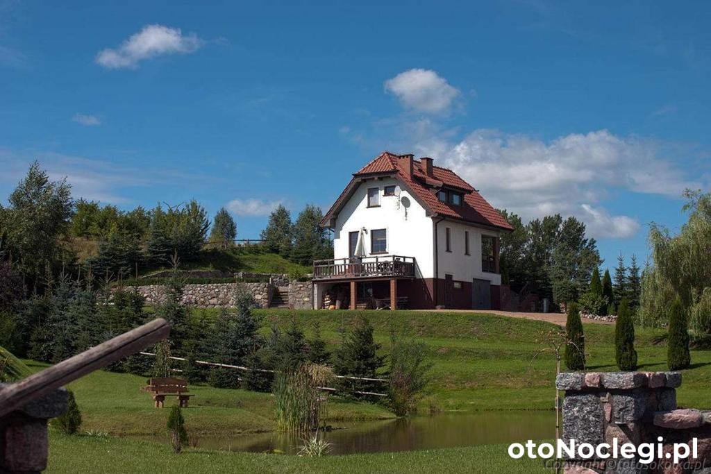 Dom nad jeziorem Blanki - Suryty (1)