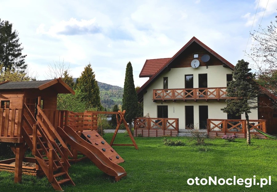 Dom pod Bukami – Rajcza (1)